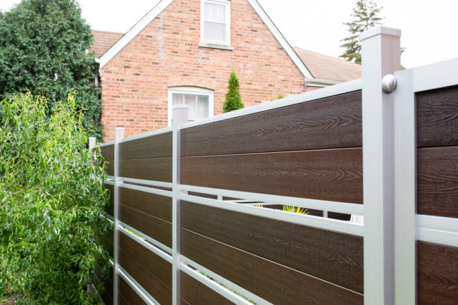 Modern Composite Horizontal Semi Privacy Fence with Aluminum Posts and Rails