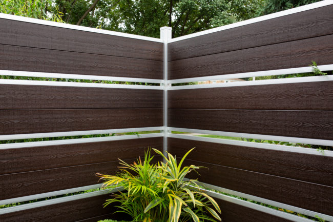 Modern Composite Horizontal Semi Privacy Fence with Aluminum Posts and Rails