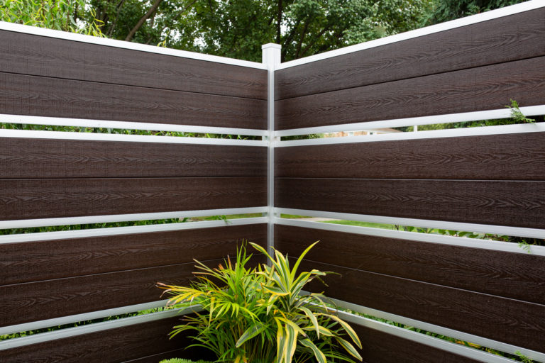 Modern Composite Horizontal Semi Privacy Fence with Aluminum Posts and Rails
