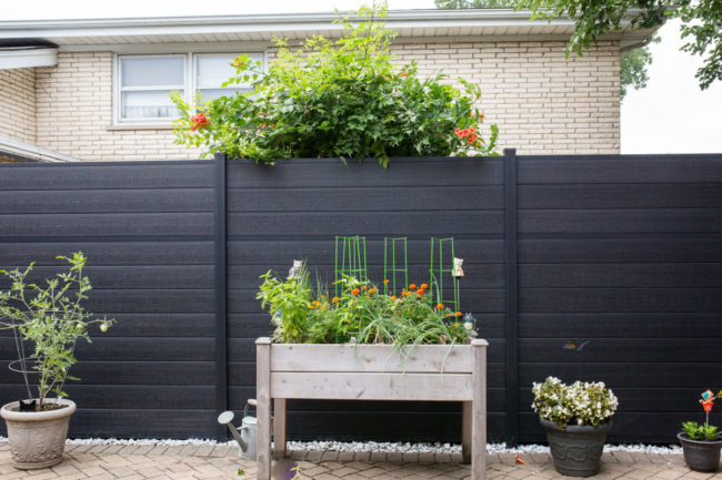 Modern Composite Horizontal Privacy Fence with Aluminum Posts and Rails